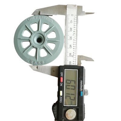 多色の耐久財5.0cmのプラスチック絶縁材のアンカー